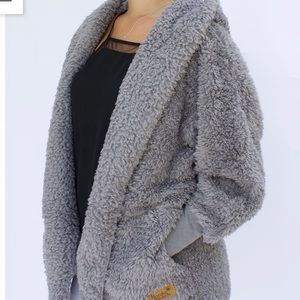 Nordic Beach Body Wrap in Grey Kitten